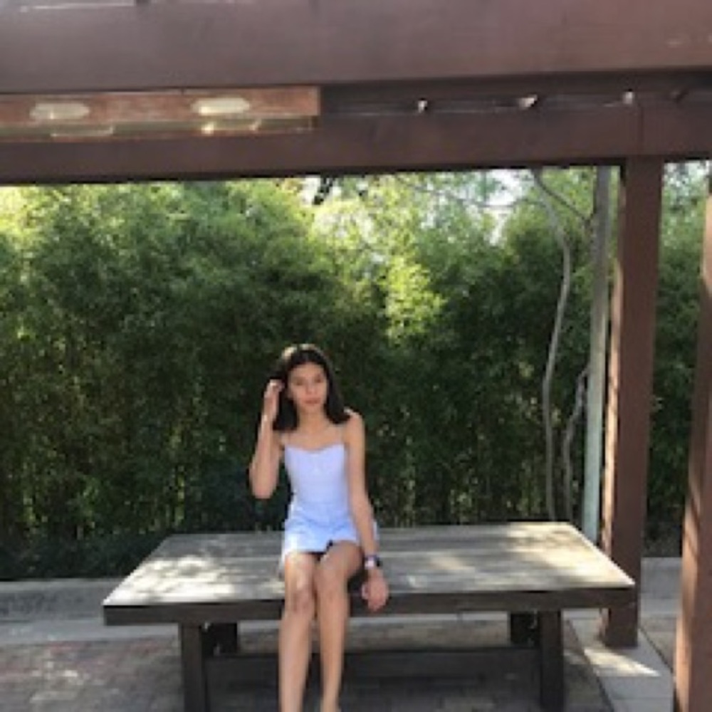 Meet your Posher, Viviana